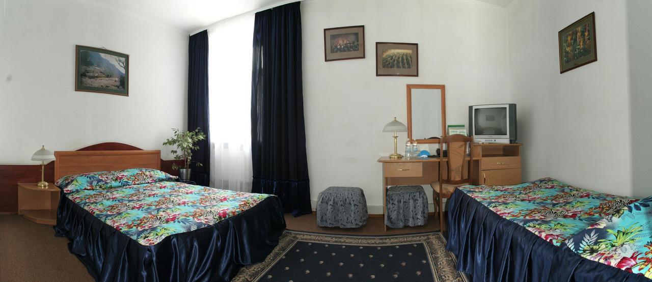 Volter Hotel リヴィウ エクステリア 写真